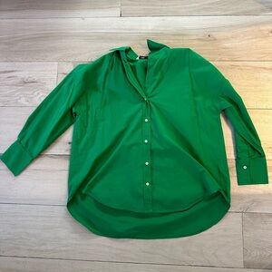GREEN LONG SLEEVE BUTTON DOWN SHIRT